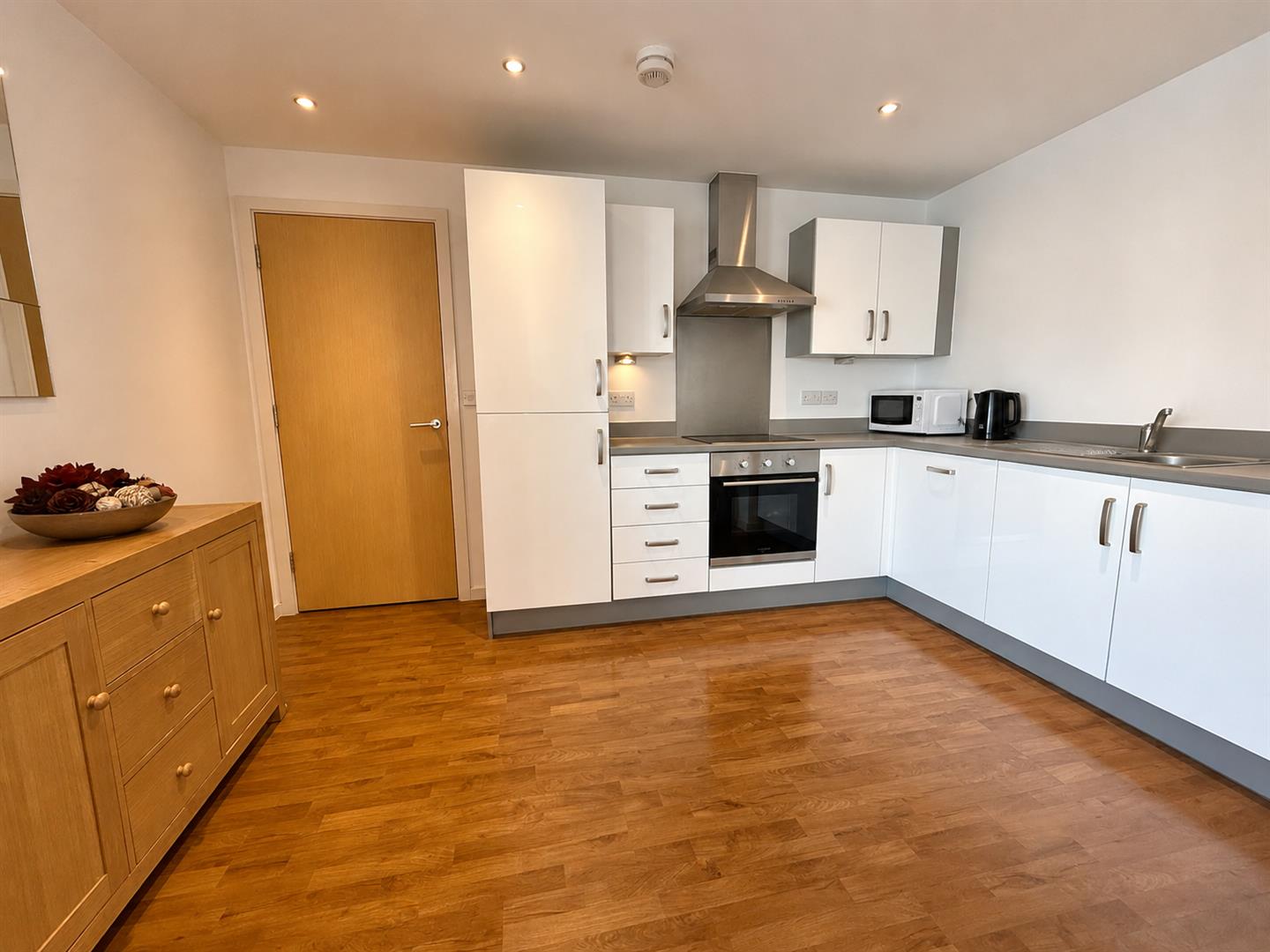 South Quay, Kings Road Marina, Swansea, SA1 8AL